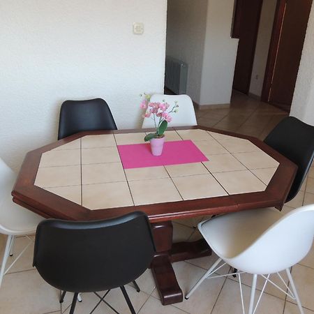 Apartment Nela Bale Kültér fotó